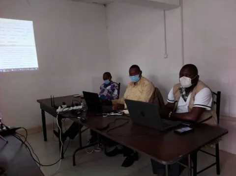 Verification des Actes des Apôtres à Bunia